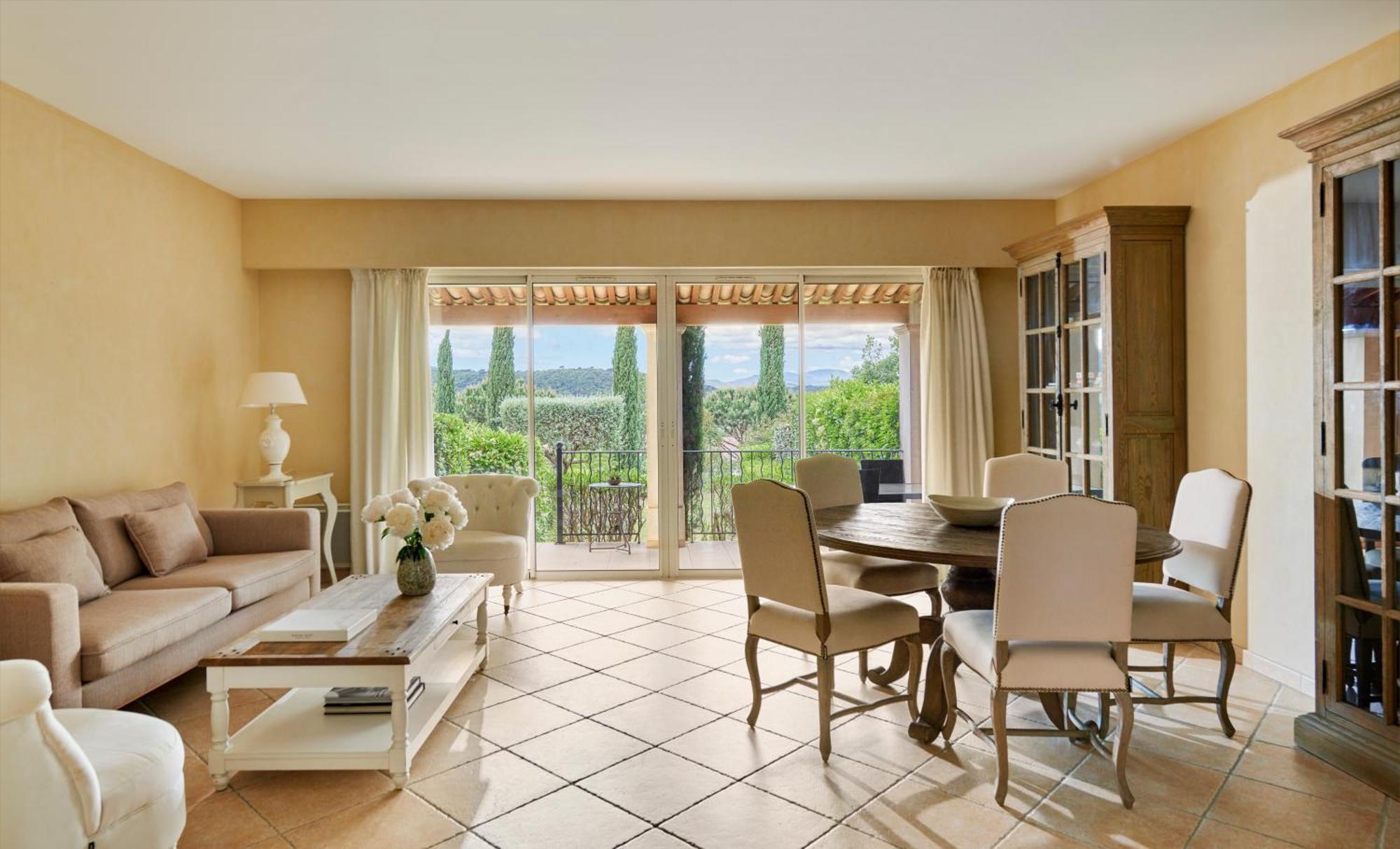 Saint-Tropez Golf Residences Luaran gambar